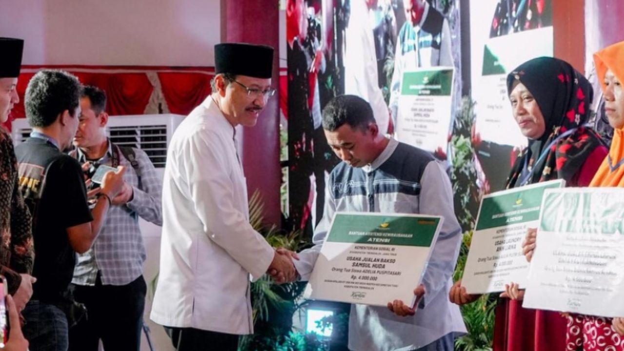 Kemensos Siapkan Bansos ‘Dobel’ untuk Jaga Daya Beli Masyarakat di Tengah Isu BBM